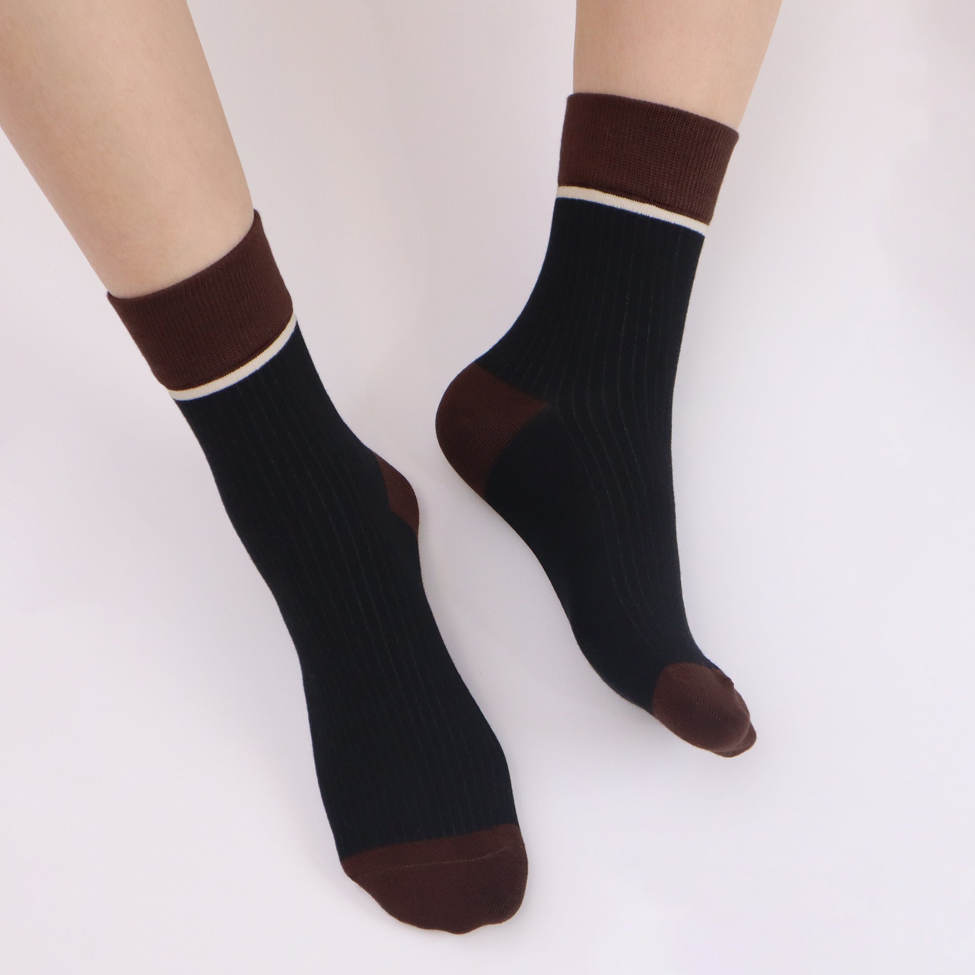 Women's Combed Cotton Crew Socks - Colorblock Stripes Fashion Ultra-Soft Cute Comfortable Casual Vintage Socks 4 Pairs…