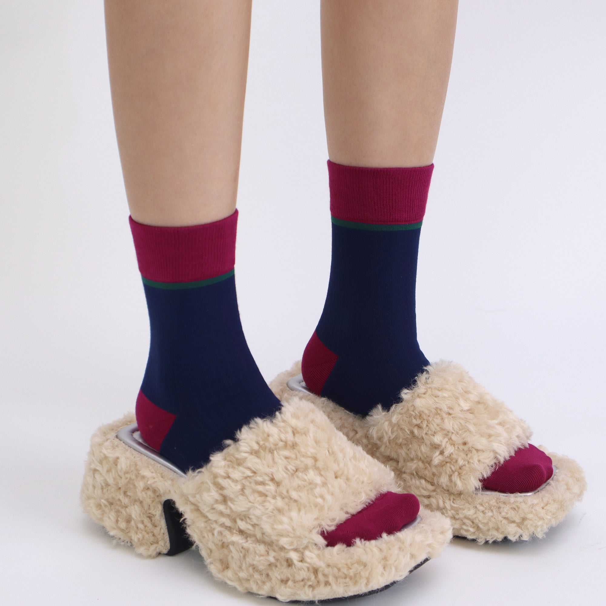 Women's Combed Cotton Crew Socks - Colorblock Stripes Fashion Ultra-Soft Cute Comfortable Casual Vintage Socks 4 Pairs…