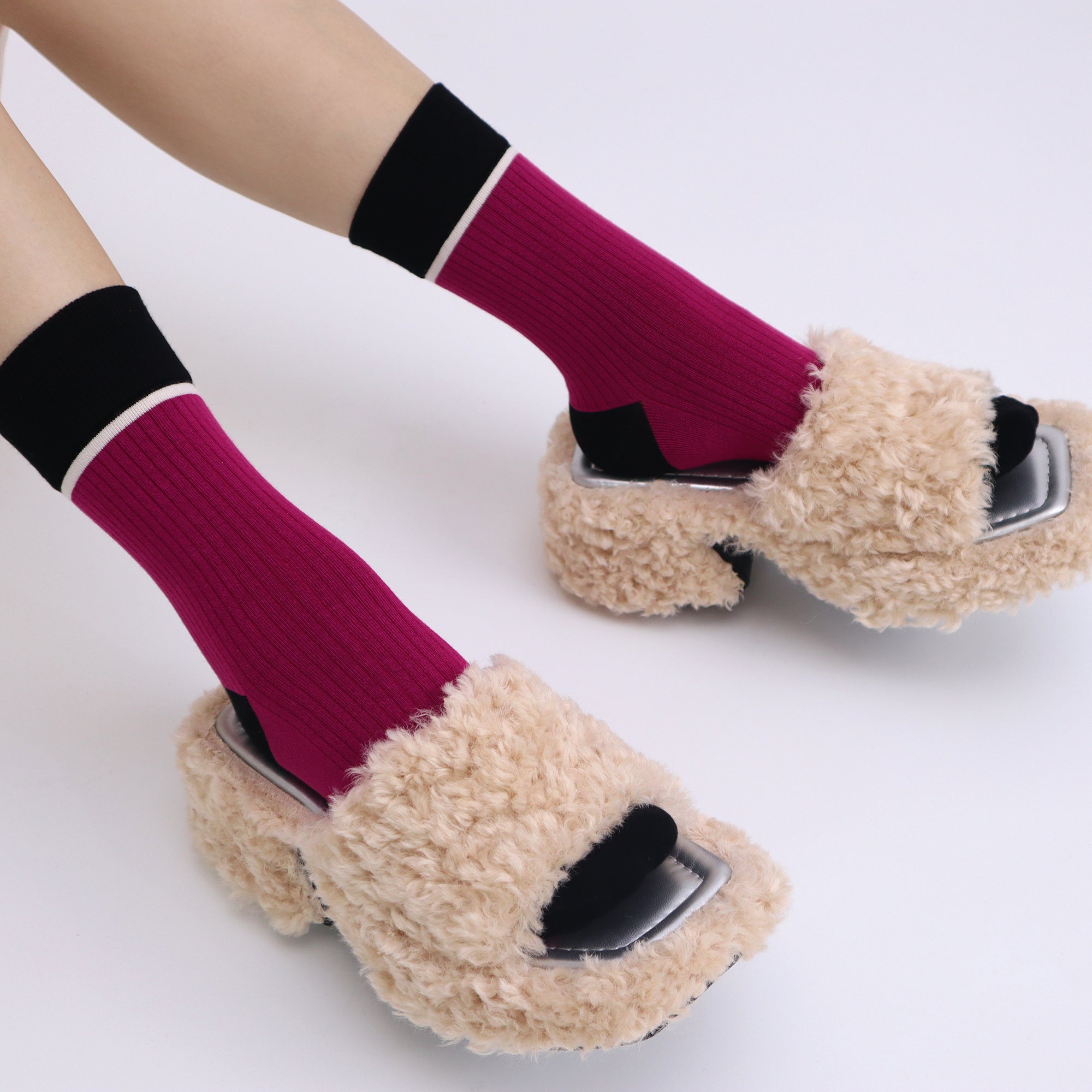 Women's Combed Cotton Crew Socks - Colorblock Stripes Fashion Ultra-Soft Cute Comfortable Casual Vintage Socks 4 Pairs…
